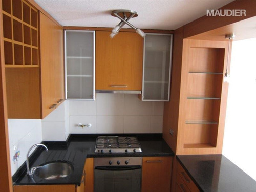 Departamento En Venta De 1 Dorm. En Las Condes