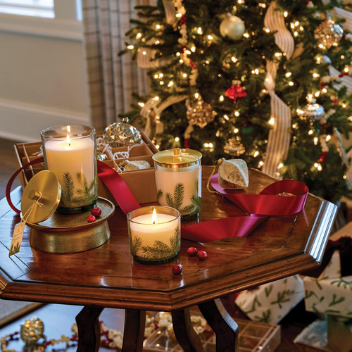 Thymes Frasier Fir Candle - Heritage Pine Needle Needle Lumi