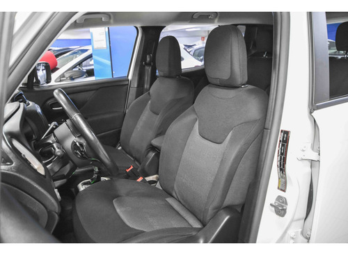 Jeep Renegade 1.8 16V FLEX LONGITUDE 4P AUTOMÁTICO