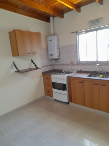 Departamento Tipo Casa En Venta En Sarandi Oeste