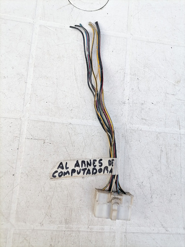 Conector Al Arnes De Computadora Parabrisas Tsuru 3