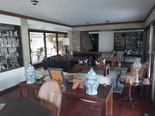 Casas En Venta Mls #24-12115