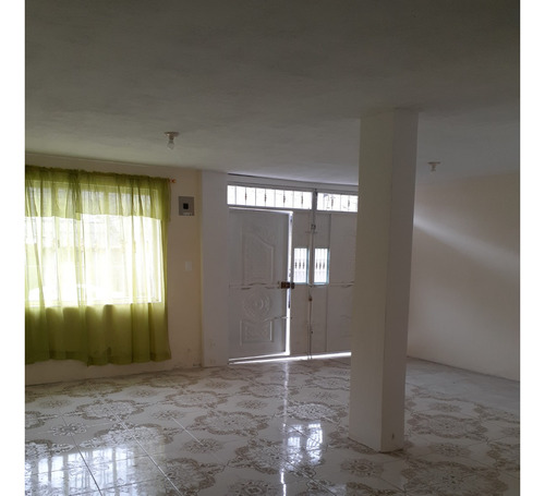 Imagen 6 de 23 de Vendo Casa Independiente Con Opcion A Construir Otros Pisos, Calle Principal, Norte De Quito Carapungo