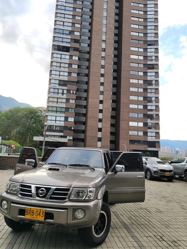 Nissan Patrol 3.0 Y61 Sgl