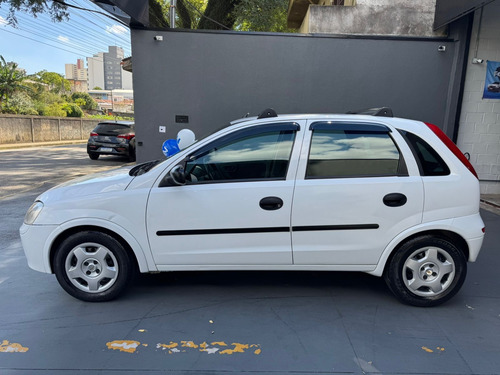 Chevrolet Corsa 1.8 Maxx Flex Power 5p