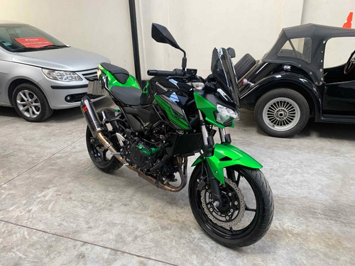Imagen 2 de 16 de Kawasaki Z400 Abs