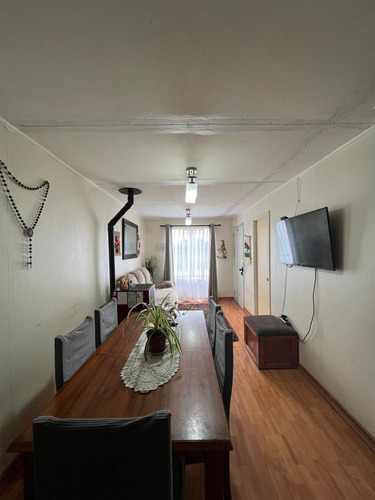 Casa En Venta De 2 Dorm. En Valdivia