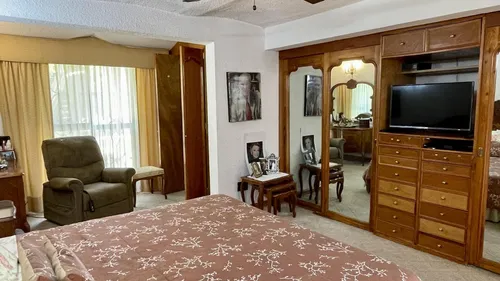 Casa De Una Planta En Renta En Álamos Primera Sección, En Condominio
