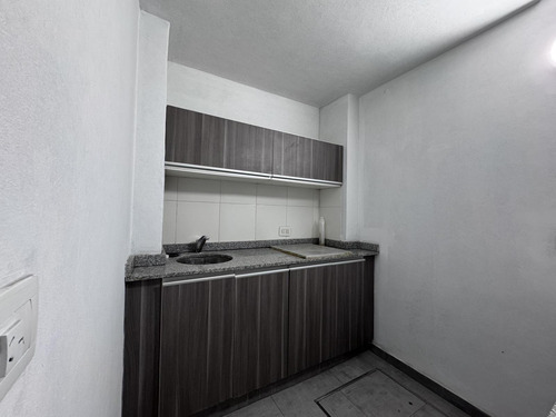 Ph En Alquiler 80m2, Bernal. Subsuelo, Sin Expensas