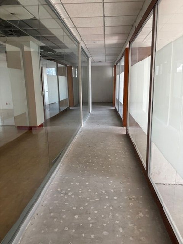 Oficina Frente Plaza Antara Polanco