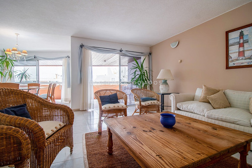 Penthouse En La Brava Oportunidad