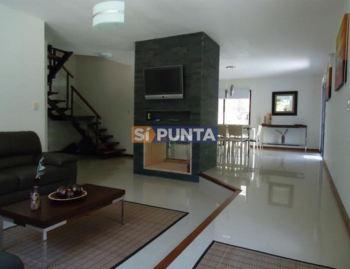 Imagen 2 de 10 de Casa En Solanas Alquiler