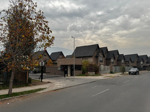 Casa De 3d 3b En Condominio Jardín De Las Vizcachas