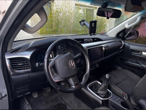 Toyota Hilux Pick-Up 2.8 Cd Srv 177cv 4x2