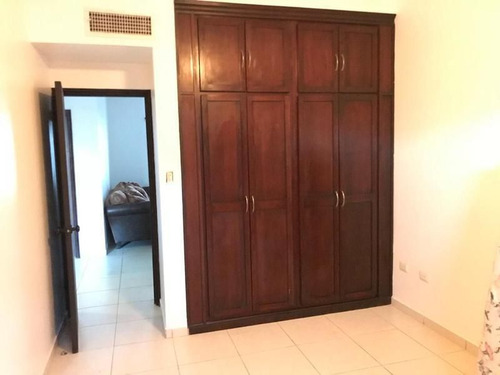Renta Casa Real Del Montejo Semiamueblada