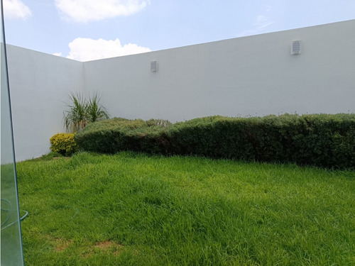 Casa Con Rooftop En Zibatá