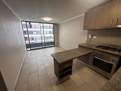 Arriendo Dpto Metro Ecuador. 2 Dorm, 1 Baño (20138)