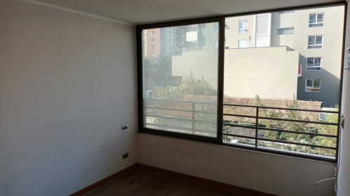 Oportunidad San Miguel 2 Dorm, 2 Baños, Estacionamiento