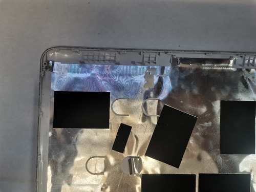 Hp Dv5 2034la Carcasa Tapa Con Detalle En Soporte Izq (Usado)