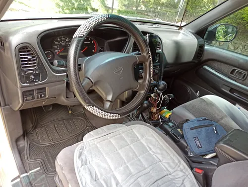 Nissan Pathfinder 3.3 R50 Std