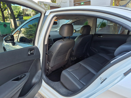 Peugeot 408 1.6 Feline Hdi 115cv