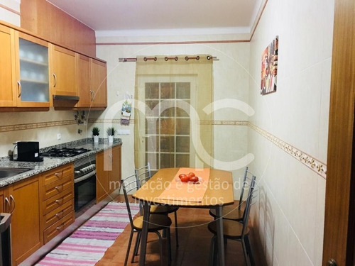 Imagem 11 de 26 de Casa À Venda, 212 M² Por R$ 1.992.194,54 - Setúbal - Sacavém/lb - Ca1016