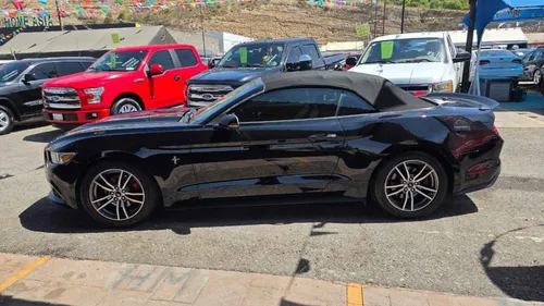Ford Mustang 2p Coupé EcoBoost L4/2.3/T Aut