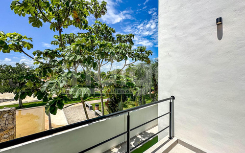 Casa En Venta En Mérida En Privada Tamora, Conkal