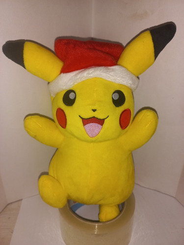 Peluche Pikachu Navideño Holiday Seasonal Plush Pokemon Wct