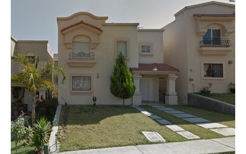 Venta De Casa En Urbi Quinta Montecarlo Jalisco