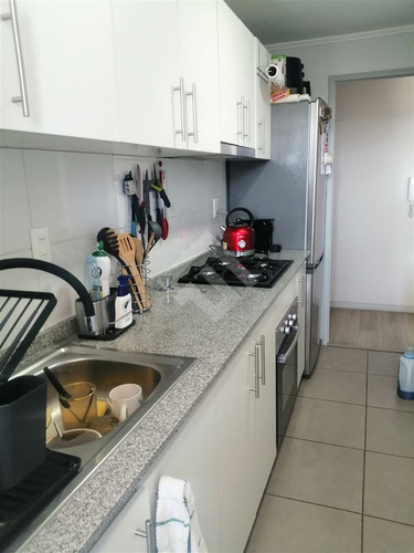 Departamento En Venta De 3 Dorm. En Cerrillos
