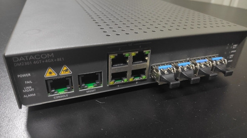 Switch Datacom Dm 2301 - 4gt+4gx+8e1 C/ 4 Gbic(sfp)