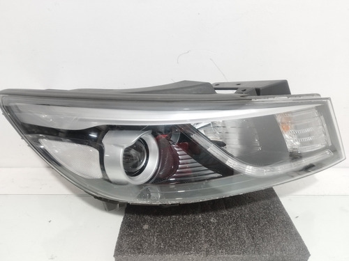 Farol Lado Direito Kia Carnival 2016 2017 Led Xenon 