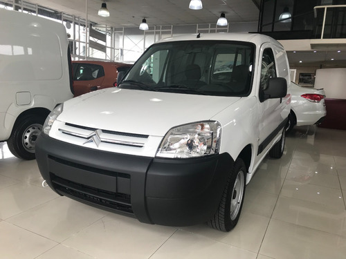 Imagen 11 de 16 de Citroën Berlingo Furgon Hdi 2022