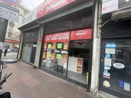 Local En Venta A 6 Metros De Av Rivadavia