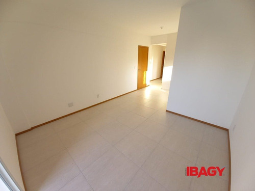 Imagem 10 de 15 de Excelente Apartamento 2 Dormitorio(s) Em Barra Do Aririu - Palhoca - L-115729