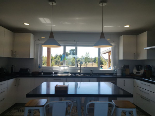 Casa En Venta Con Hermosa Vista Al Lago Y Volcanes Frutillar