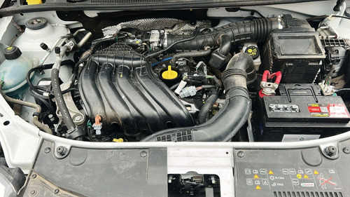 Renault Logan 1.6 Intens Mt