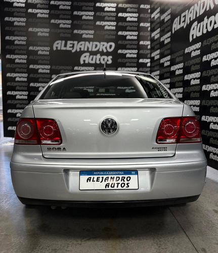 Volkswagen Bora 2.0 Trendline 115cv Tiptronic