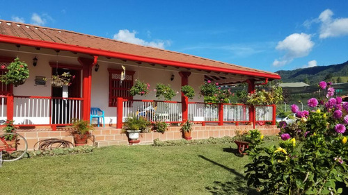 Finca En Venta En El Carmen De Viboral, Sector Vereda Campo Alegre.