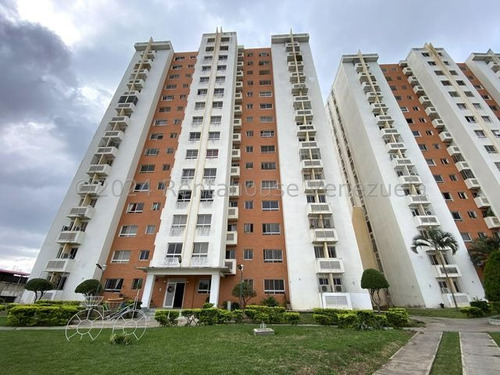 Edel Vargas Renta House Ofrece Bello Apartamento En Venta Apartamento En Venta Ubicado En La Av. Libertador De La Ciudad De Barquisimeto 