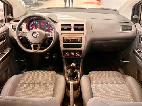 Volkswagen Fox 1.0 Trendline Total Flex 5p