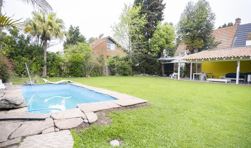 Imagen 10 de 15 de Casa En Venta 4 Ambientes Martinez