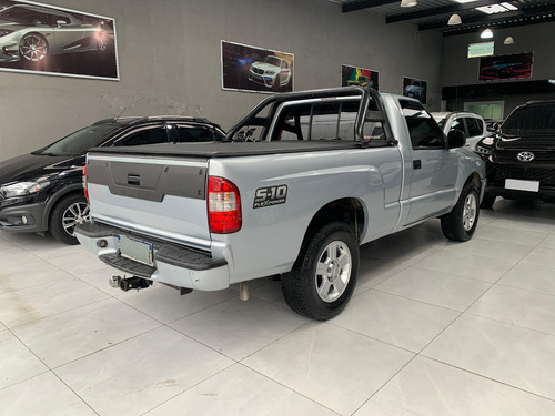 Chevrolet S10 2.4 Advantage Cab. Simples 4x2 Flexpower 2p