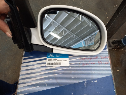 Retrovisor Derecho Hyundai Elantra 1997/1998/1999/2000