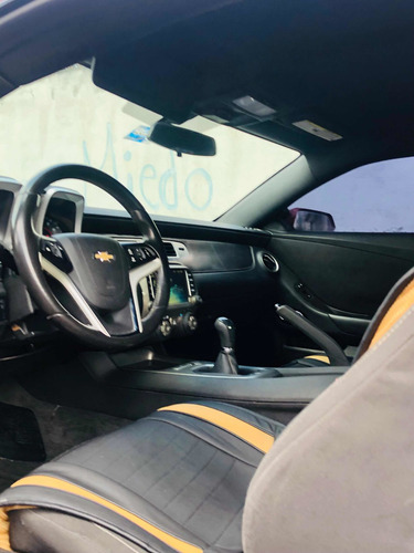 Imagen 7 de 15 de Chevrolet Camaro Rs Standard V6 Lujo