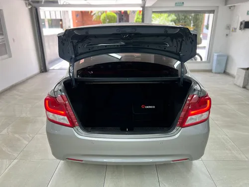 Suzuki Swift Dziere Mt 2023