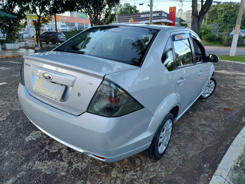 Ford Fiesta 1.6 MPI CLASS SEDAN 8V FLEX 4P MANUAL