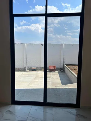 Casa Grande Tipo Minimalista
