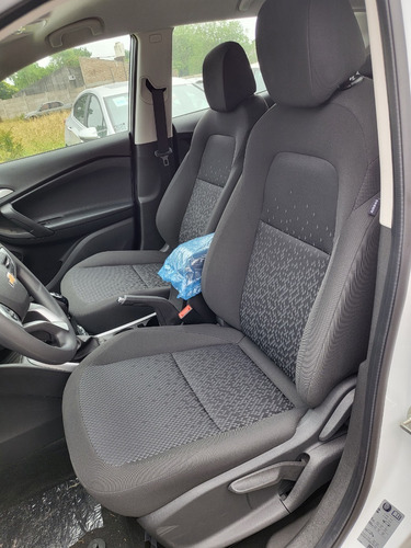 Imagen 16 de 20 de Chevrolet Tracker 2022 1.2 Turbo At